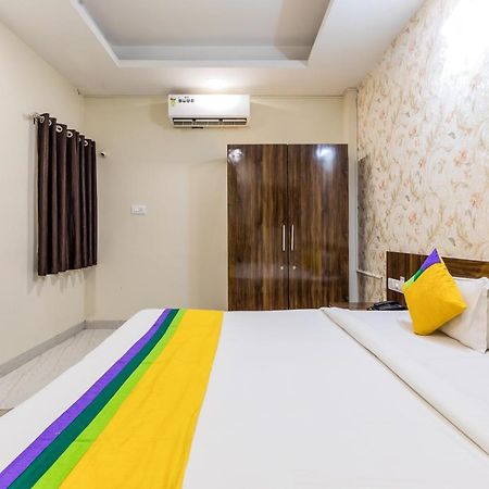 Treebo Trip Namaste Hotel Indore Eksteriør billede
