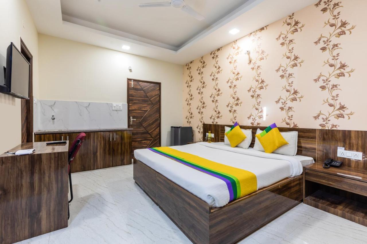 Treebo Trip Namaste Hotel Indore Eksteriør billede