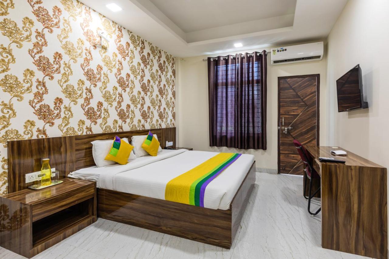 Treebo Trip Namaste Hotel Indore Eksteriør billede
