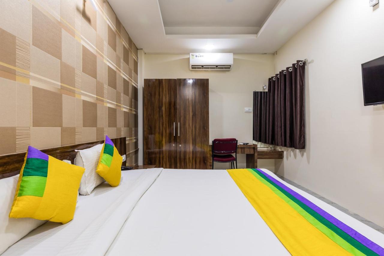 Treebo Trip Namaste Hotel Indore Eksteriør billede