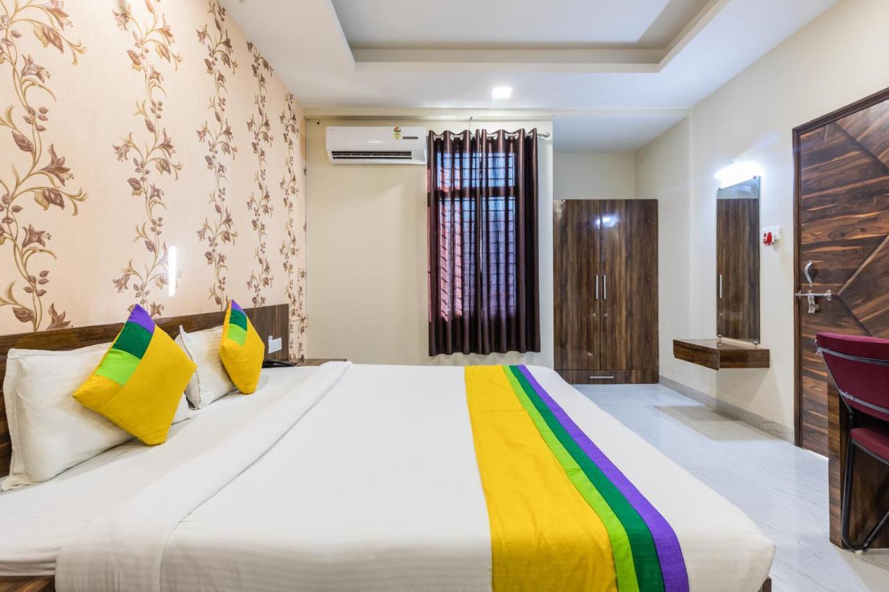 Treebo Trip Namaste Hotel Indore Eksteriør billede