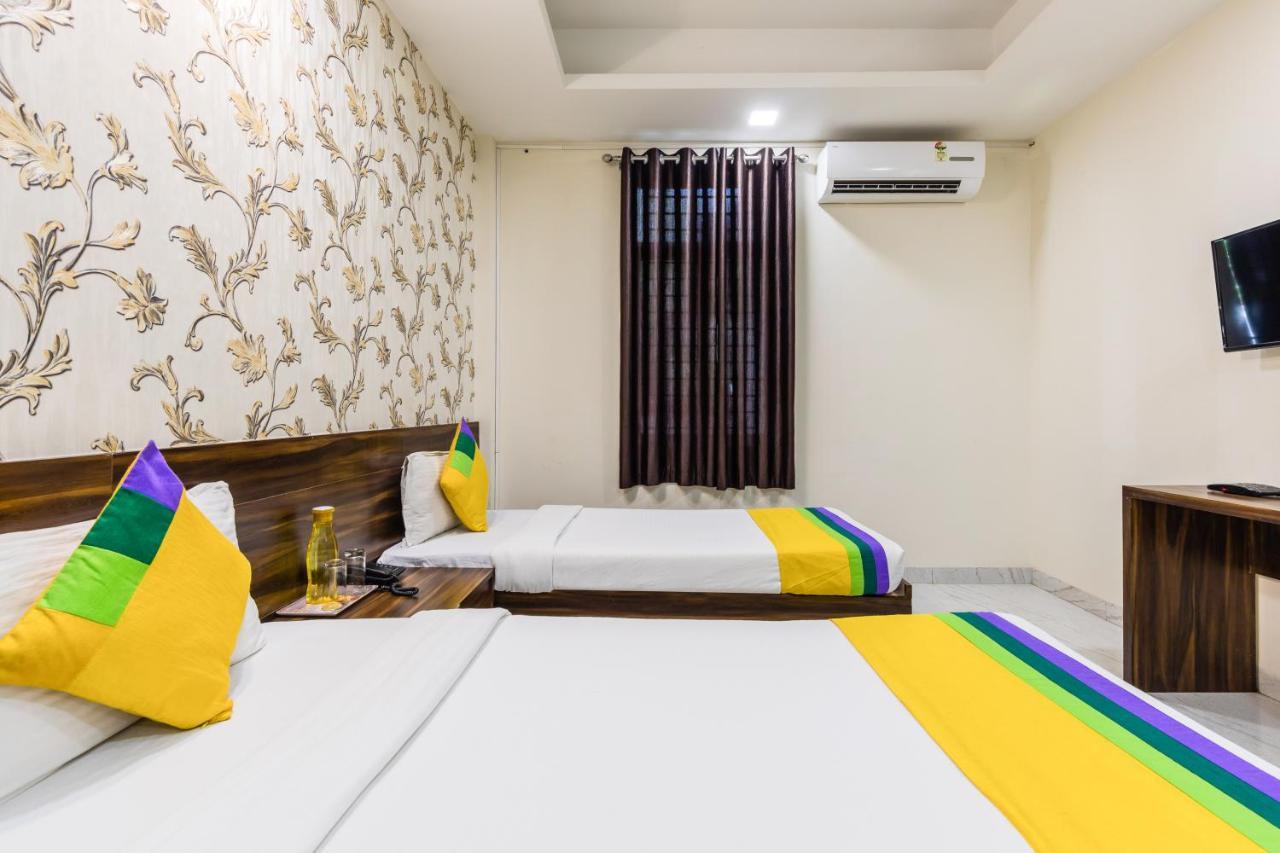 Treebo Trip Namaste Hotel Indore Eksteriør billede