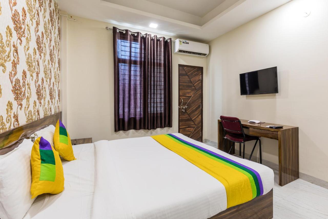Treebo Trip Namaste Hotel Indore Eksteriør billede